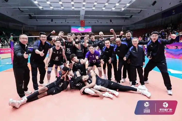欧联杯：比利亚雷亚尔 VS 阿森纳